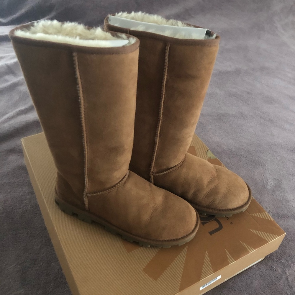 Women’s Ugg Essential Tall